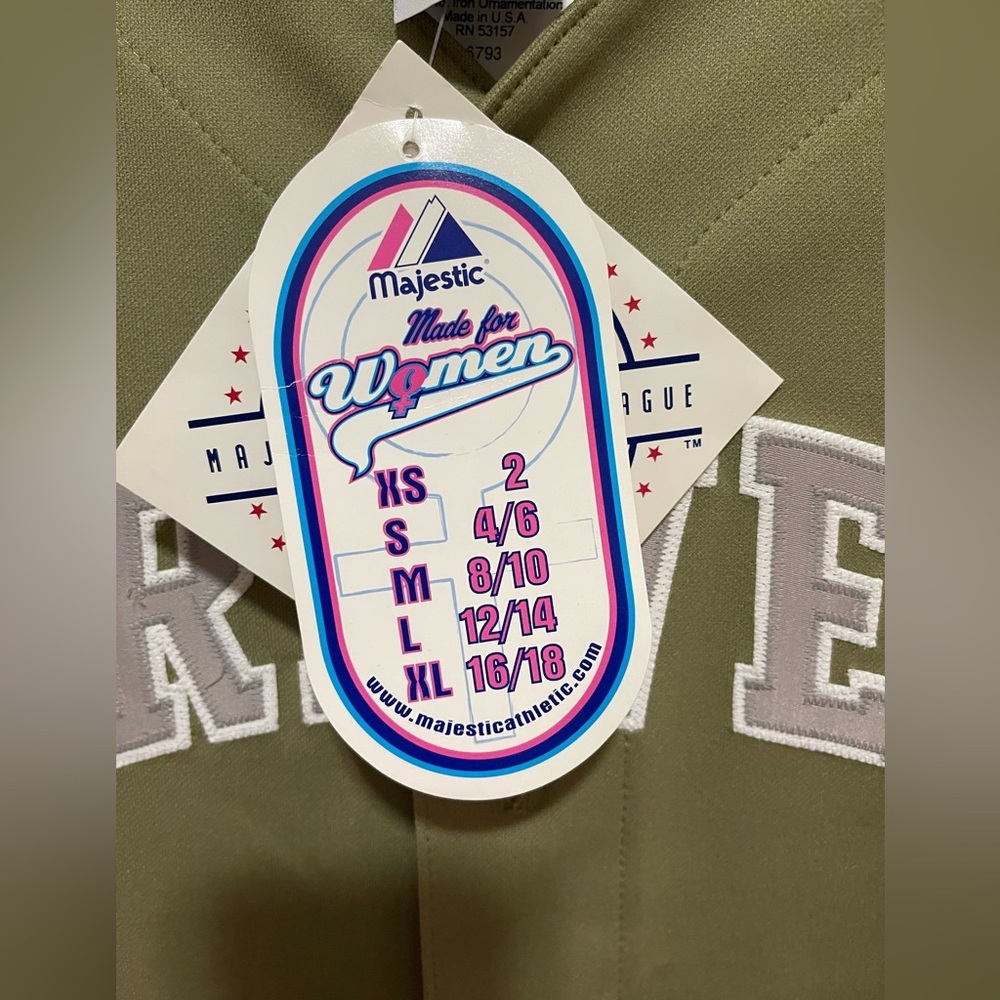 MLB - Majestic - Atlanta Braves women’s jersey - olive green - size M - Picture 4 of 5